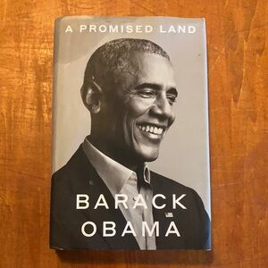 ⚖️🇺🇸 A Promised Land - Hardcover 2020, by Barack Obama 🇺🇸🏛